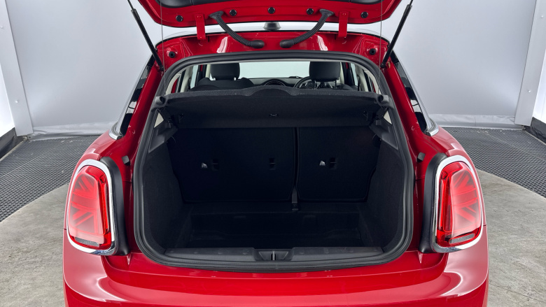 MINI Hatchback 2.0 Cooper S Classic 5dr Petrol Hatchback